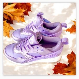 Metallic Purple  Heelys Shoe -size 4 -EUC 🍂-EUC​